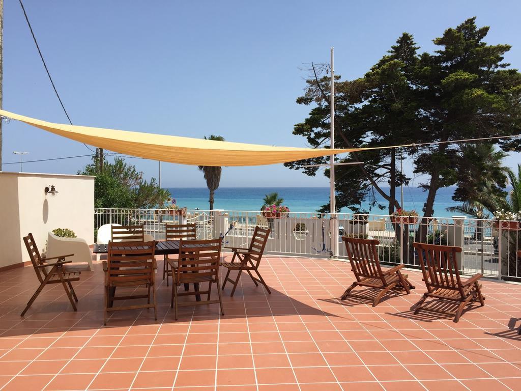 B&B Villa Sul Mare Melito Di Porto Salvo Bagian luar foto