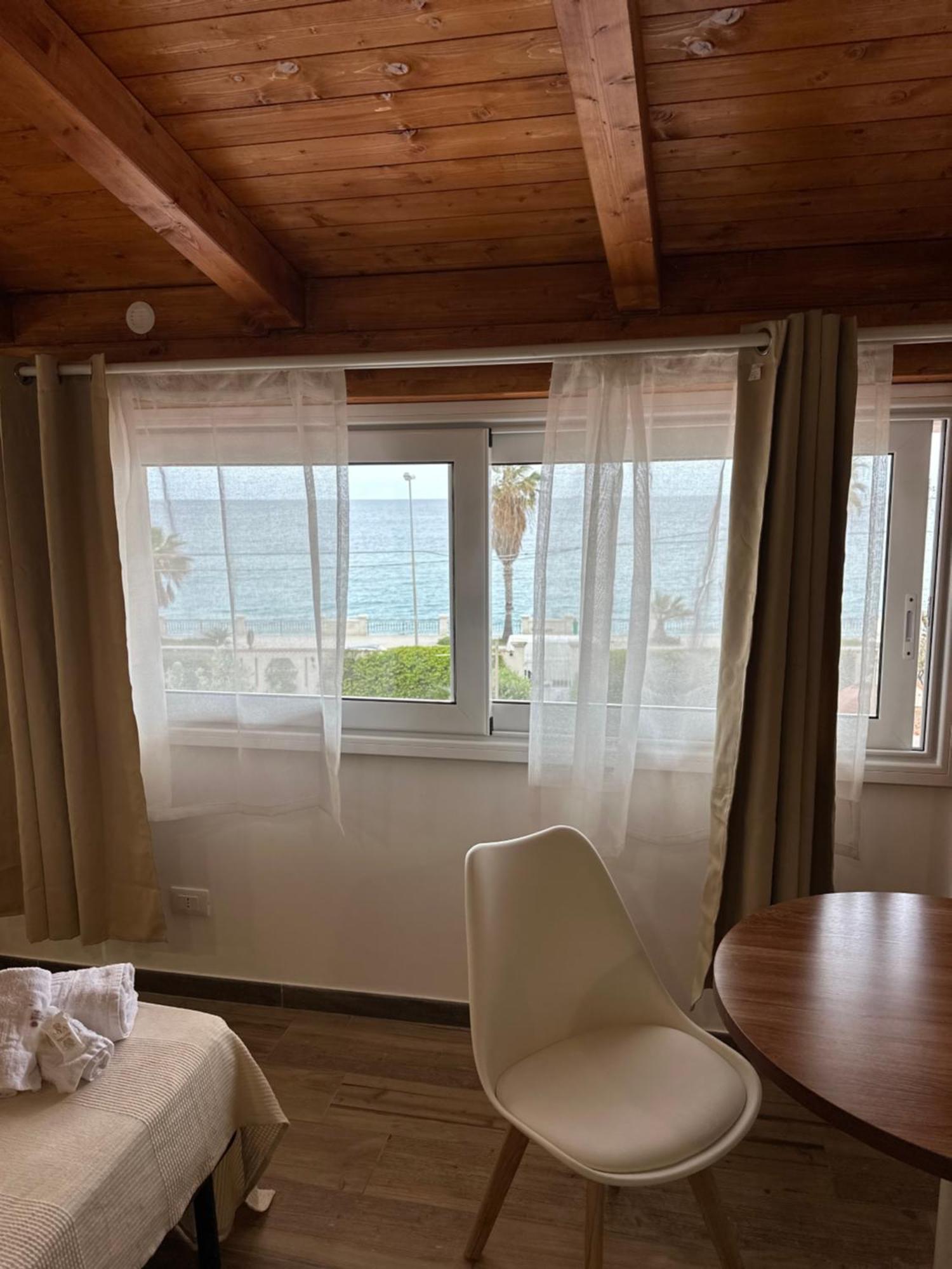 B&B Villa Sul Mare Melito Di Porto Salvo Bagian luar foto